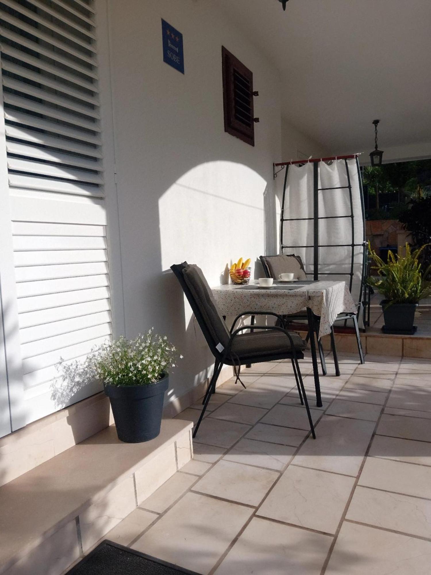 Guesthouse Korkyra Sun กอร์จูลา ห้อง รูปภาพ
